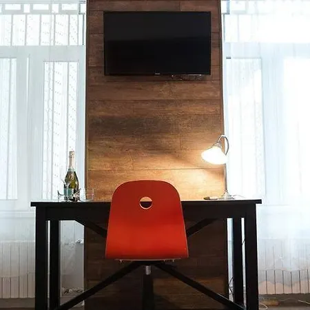 Ultra Bohemian 2 Apartment *